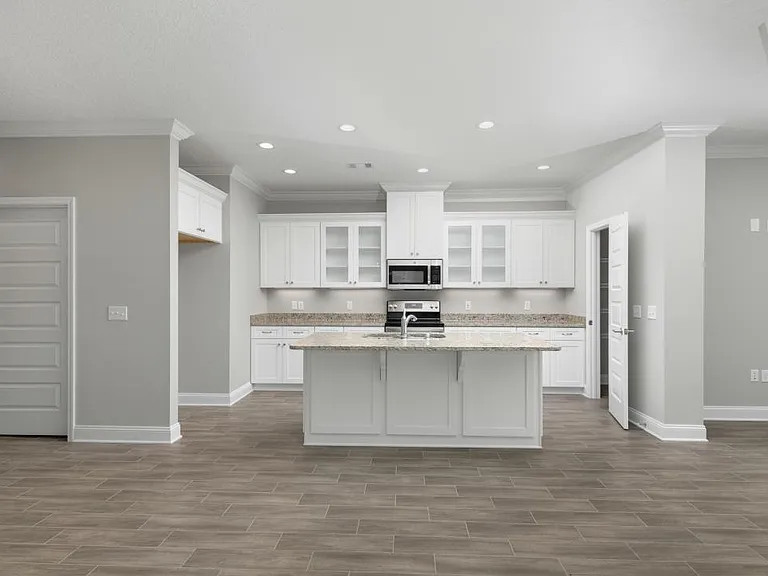 324 The Villas Way — Photo 14