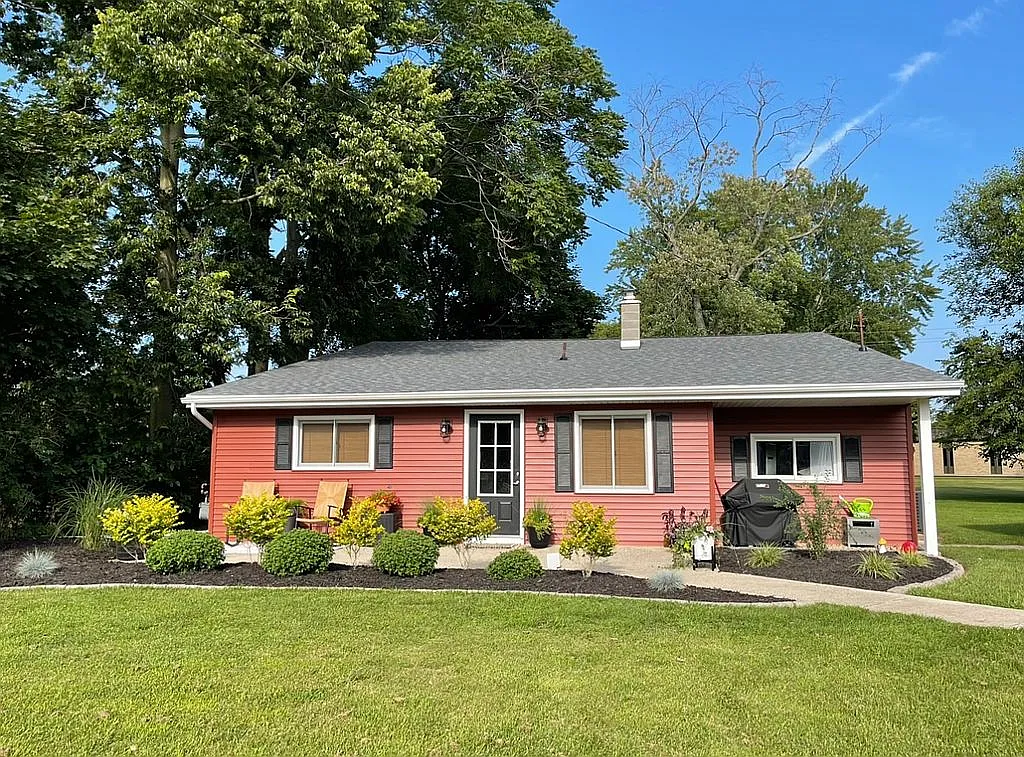 2939 Royalton Heights Rd photo 1