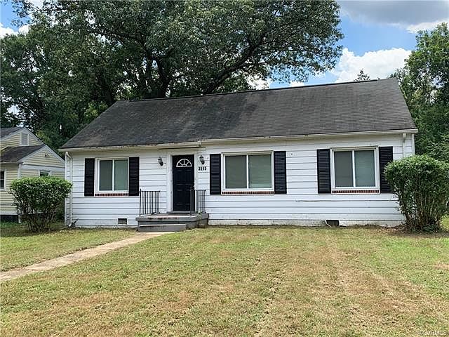 1st image of 3515 Chapel Dr