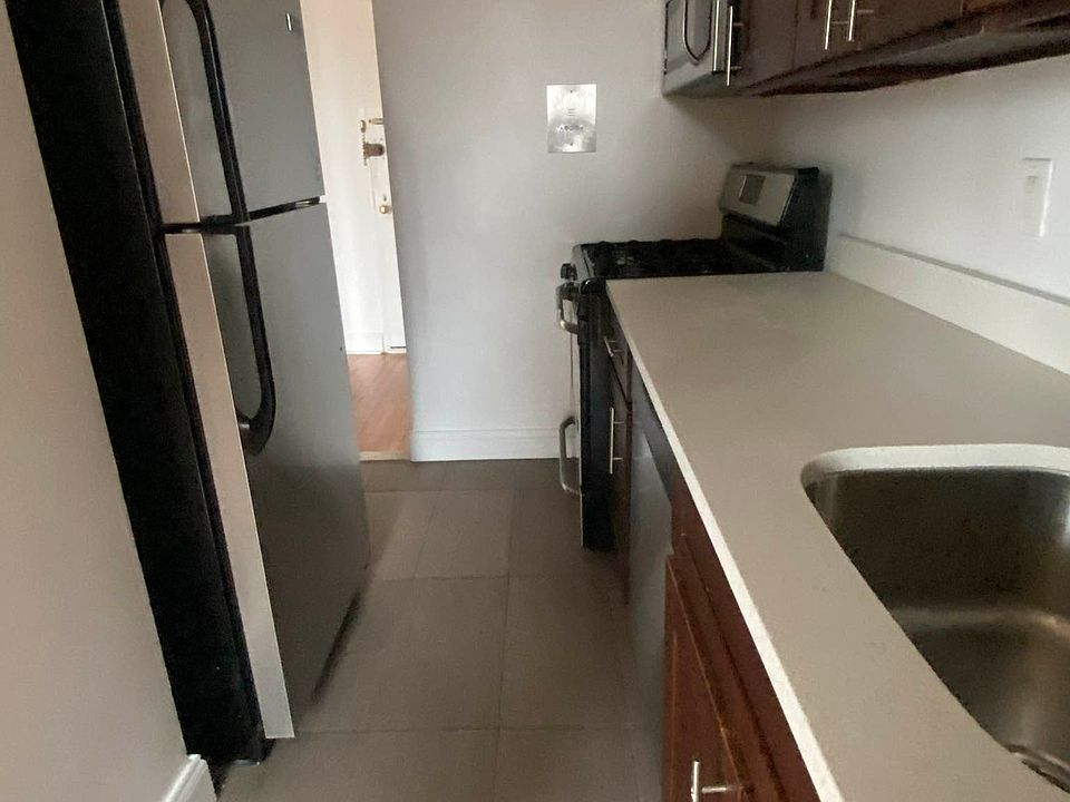 1st image of 111-38 76th Dr #5B