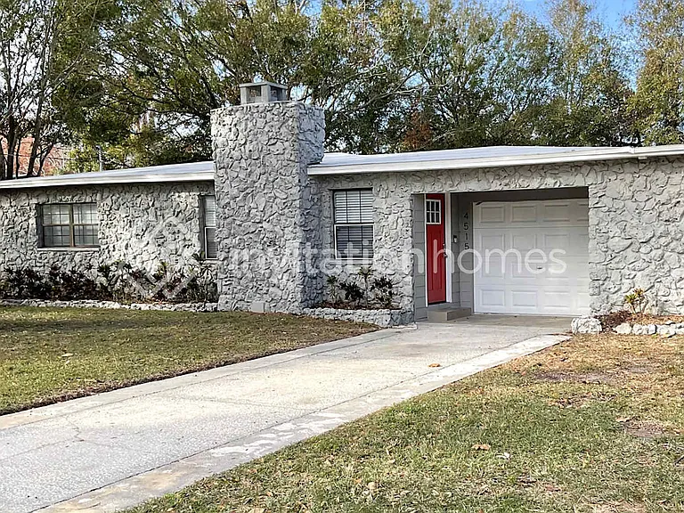 4515 S Hale Ave — Photo 1