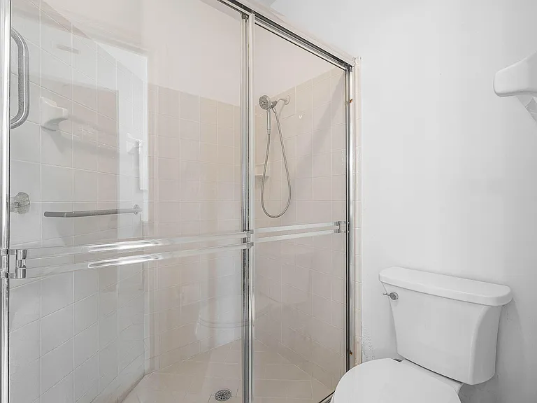 6192 Floral Lakes Dr — Photo 13