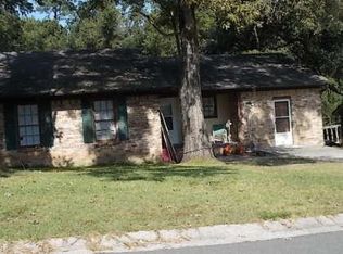 35 Burnt Mills Rd, Goose Creek, SC 29445