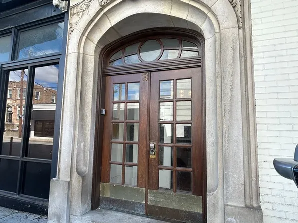 3-5 E. 8th St.