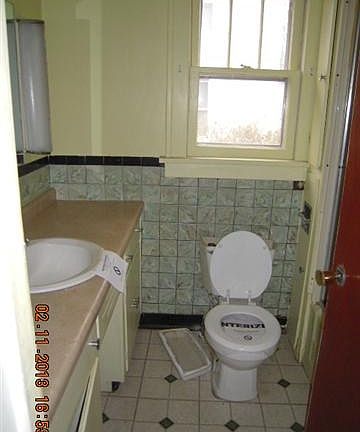 3rd image of 2118 Decamp Ave