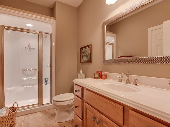 3rd image of 303 Washita Ln