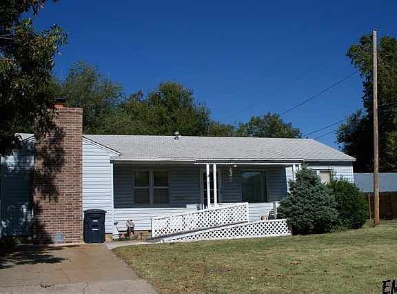 2nd image of 414 W Mulberry Ave