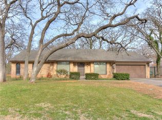 1533 Coyote Trl, Edmond, OK 73034