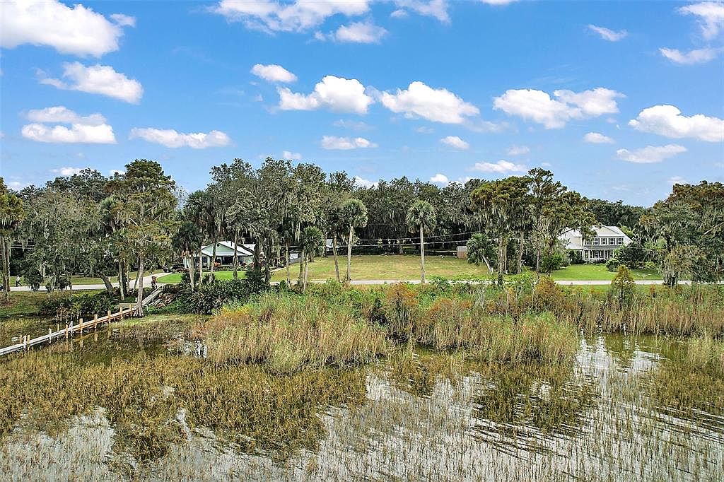 8818 Lakeshore Dr 8, Yalaha, FL 34797 Zillow