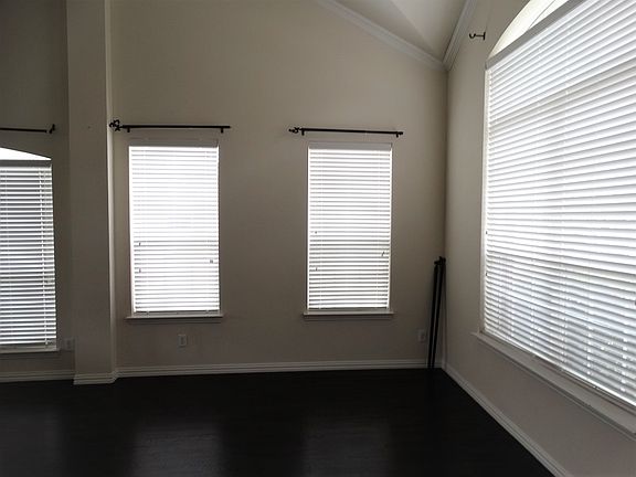 5th image of 11897 Lampwick Ln