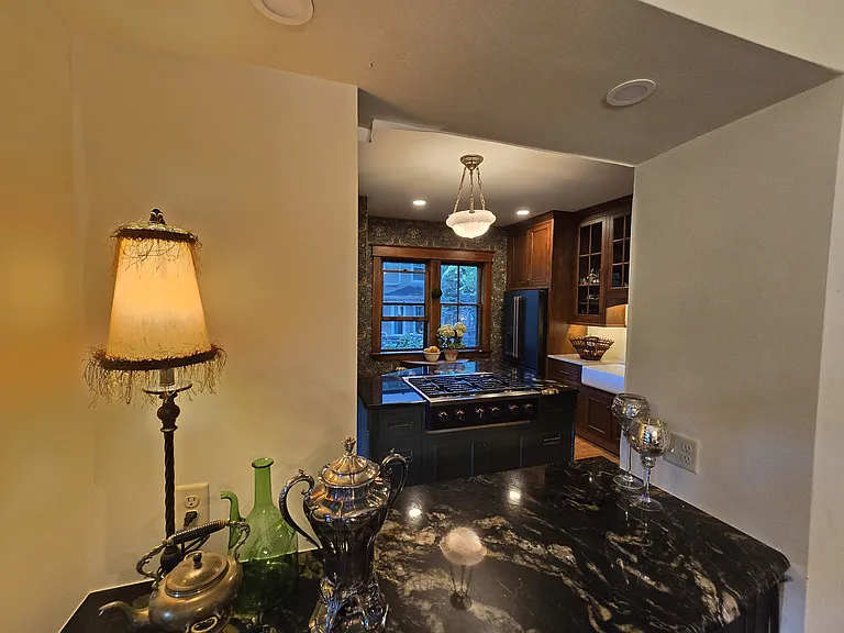 1826 Summit Ave #1 — Photo 20