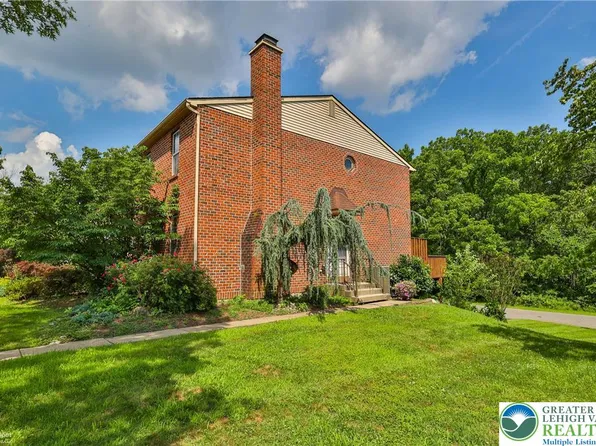 1862 Georgia Dr, Whitehall, PA 18052