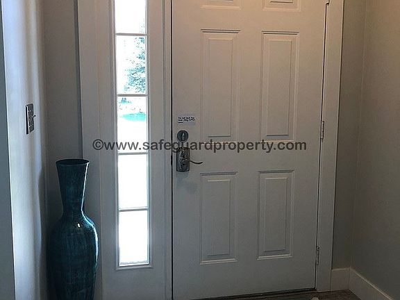 4th image of 317 E Rosewood Ln