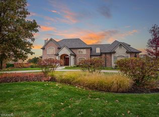 1235 Anderson Dr, Libertyville, IL 60048