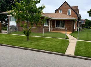 9760 S Dobson Ave, Chicago, IL 60628