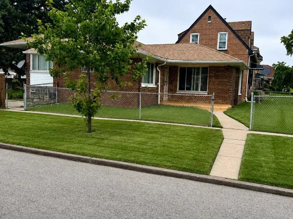 9760 S Dobson Ave, Chicago, IL 60628