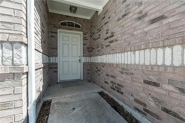 1st image of 1928 Chandler Ln