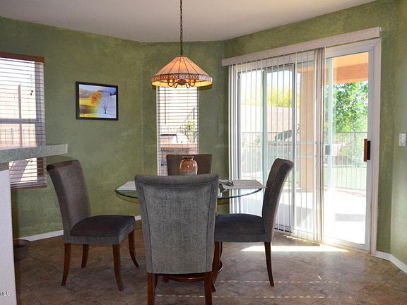 5th image of 604 E Sterling Canyon Dr