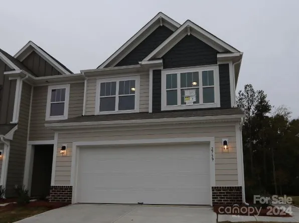 2739 Yeager Dr NW, Concord, NC 28027