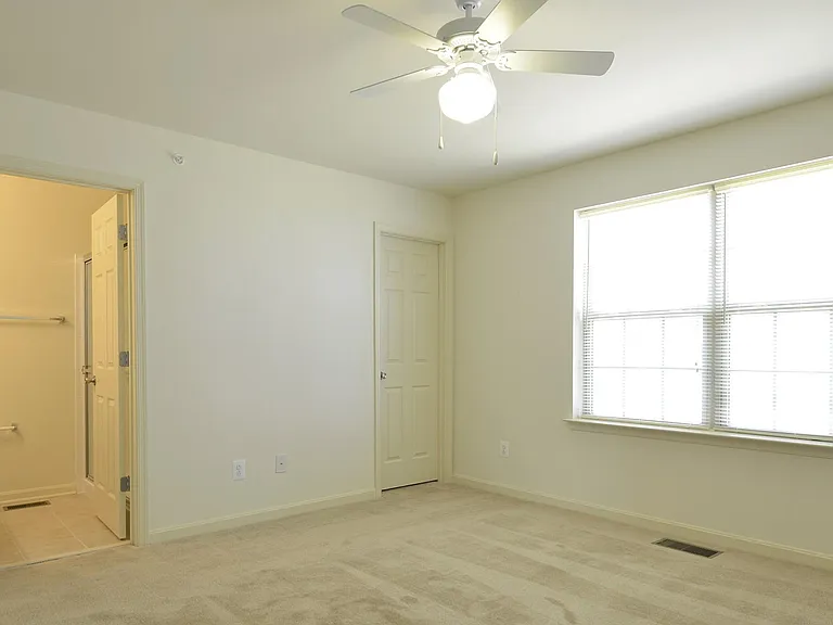 The Pointe at Manorgreen Townhomes — Photo 16