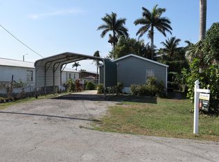 817 E 7th St, Pahokee, FL 33476