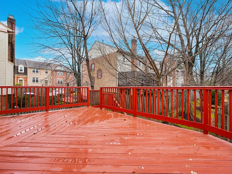 10106 Bosworth Ct — Photo 28