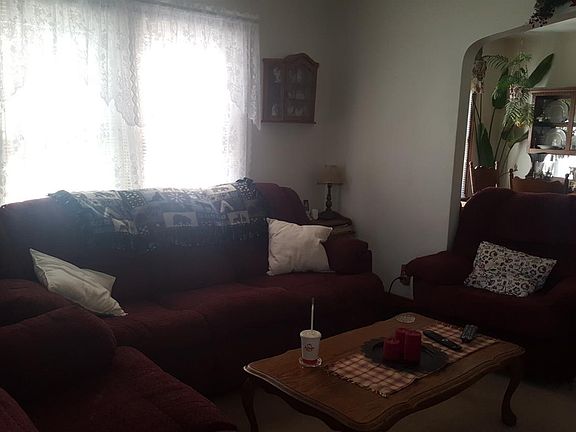 4th image of 124 Iglehart St