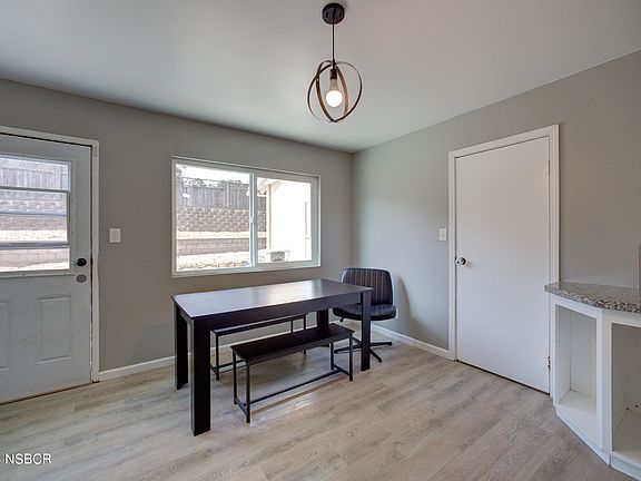 5th image of 4070 Dartmouth Ln