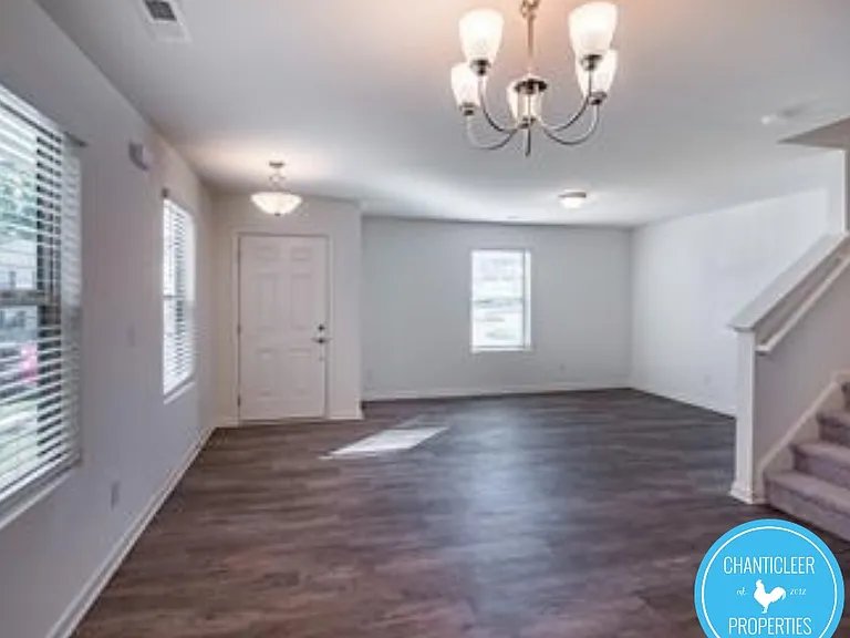 231 Socket St #1 — Photo 7