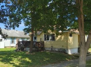 1301 S Oak St, Bloomington, IL 61701