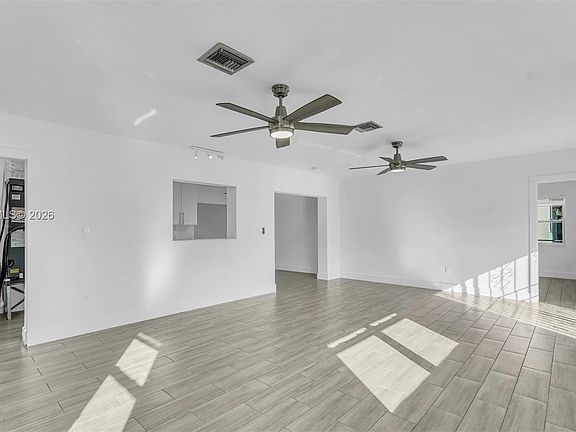 4th image of 7290 SW 34th Street Rd