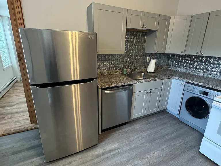 1686 Massachusetts Ave #4 — Photo 5