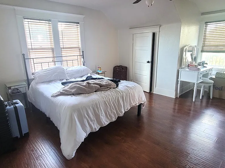5826 Willoughby Ave #3 — Photo 20