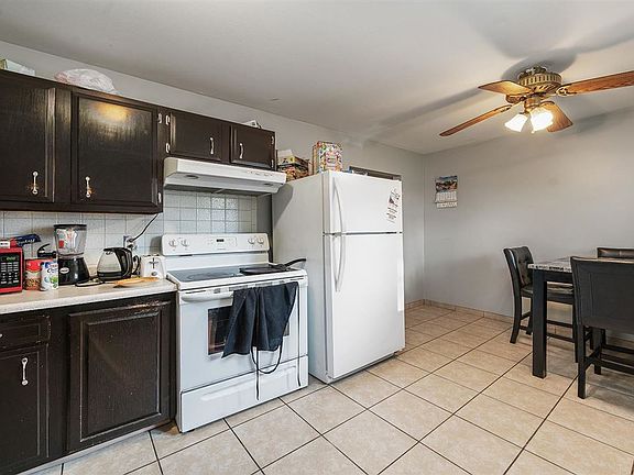 4th image of 3315 Nashold Dr