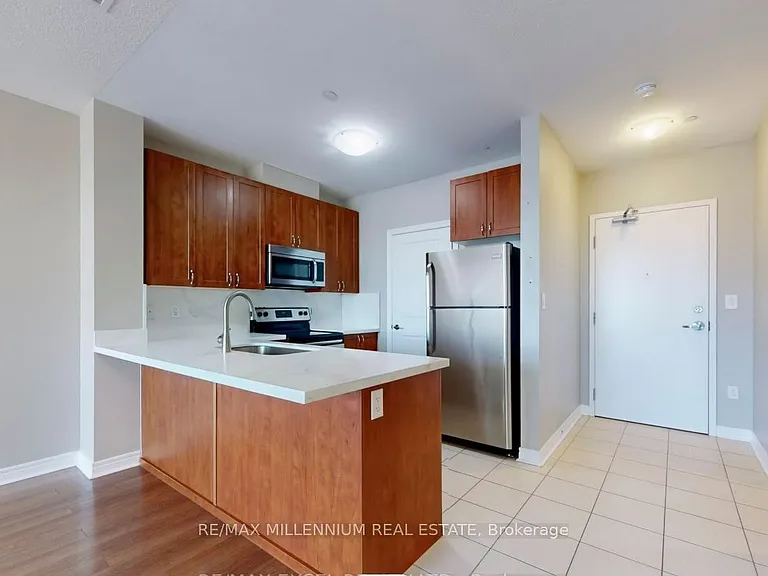 7400 Markham Rd #618 — Photo 5