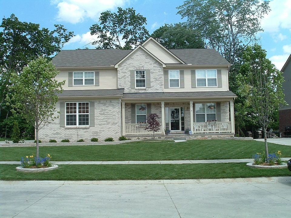 1st image of 15550 Brookstone Dr