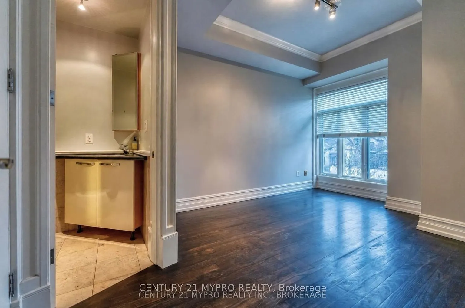 3 bed, $6,700 — Photo 3