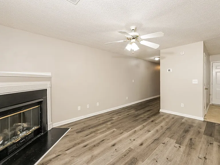 340 Parkway Rd #340 — Photo 5