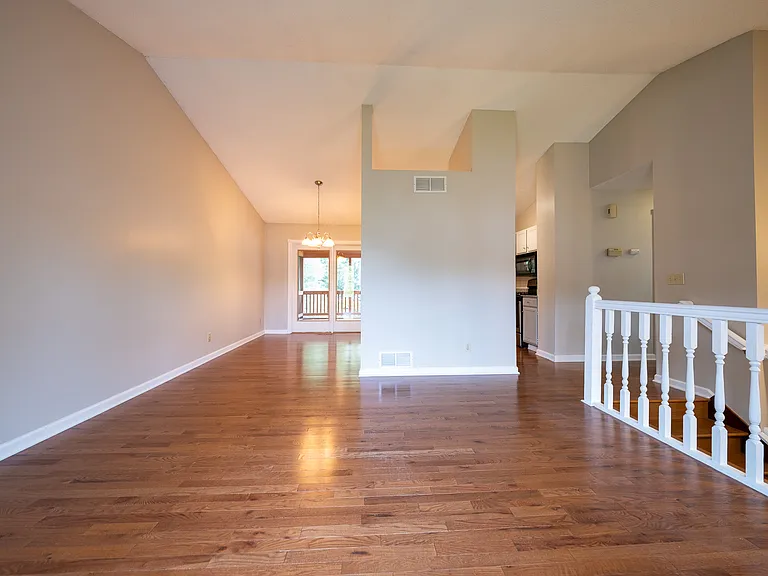 3688 Falcon Way — Photo 3