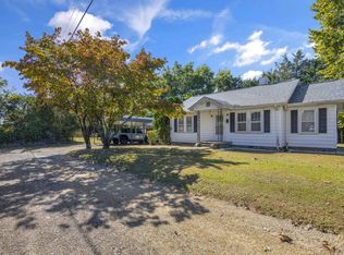 925 W Main St, Pickens, SC 29671