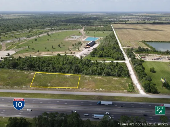 8 W Frontage Rd, Iowa, LA 70647