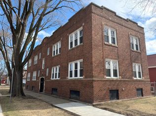 8401 S Essex Ave #2W, Chicago, IL