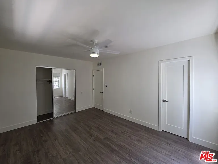 1635 S Beverly Glen Blvd #6 — Photo 56