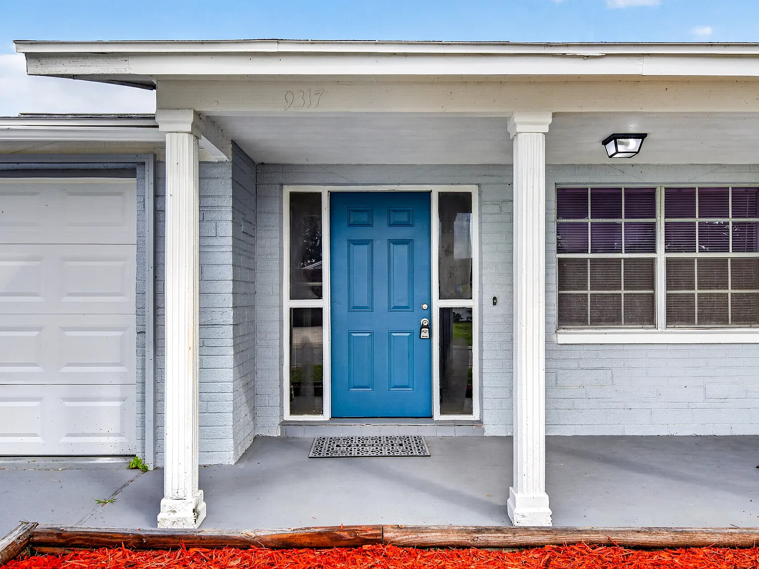 3 bed, 1084 sqft, $1,595 — Photo 2