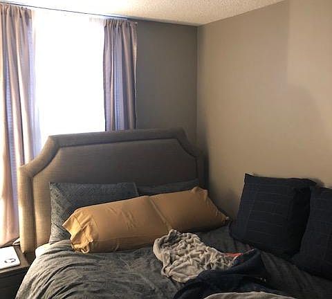 4th image of 294 S Elmwood Ave APT 1