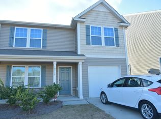 10715 Derryrush Dr, Charlotte, NC 28213