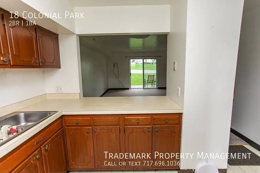 2 bed, 1.0 bath, 900 sqft, $1,435 — Photo 2