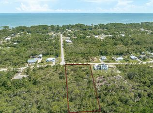 695 Longwood Ct, Eastpoint, FL 32328