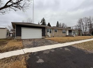 107 E Sycamore St, Silver Lake, IN 46982