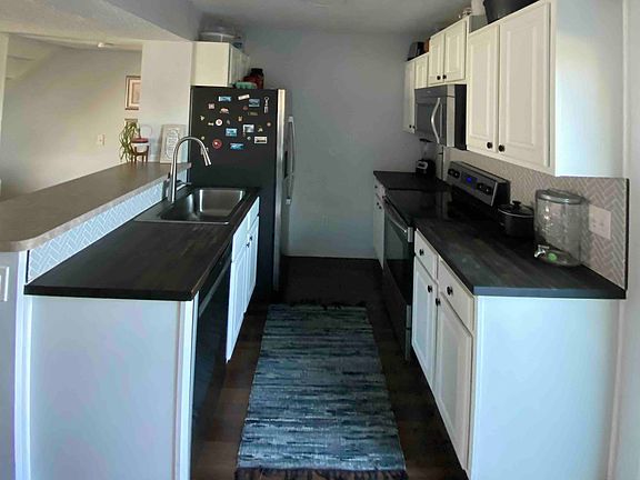 2nd image of 4839 Stoneybrook Blvd